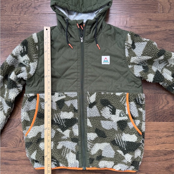 NWOT Passenger Women's Sefton Recycled Deep-Pile Sherpa Full Zip Fleece Fir Tree - Picture 6 of 11